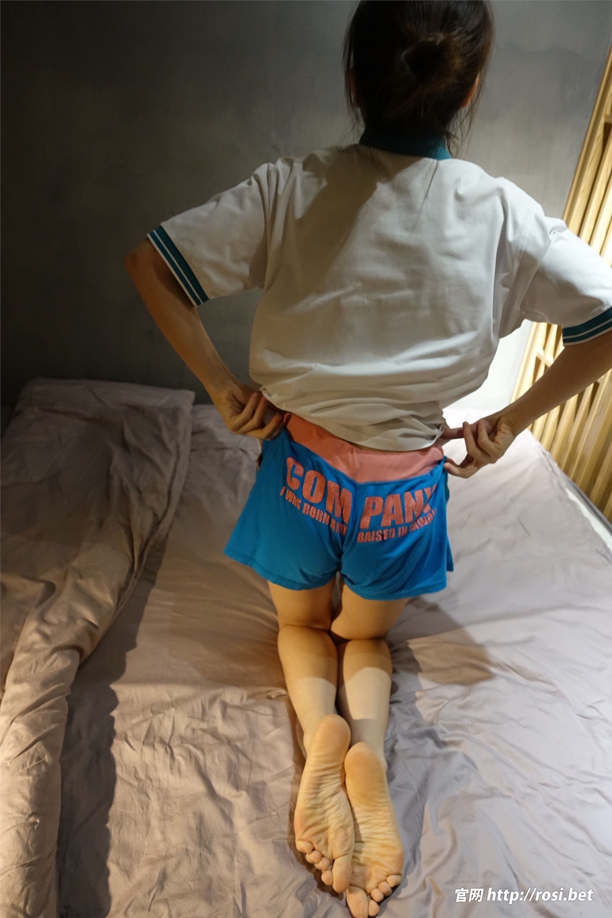 ROSI写真 2024.01.06 NO.4415